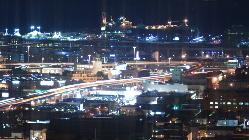 quick edits of urban time-lapse scenes blended together with animated long exposure light streaks and throbbing blurs.