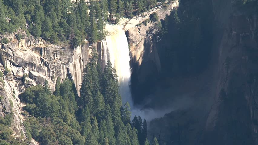 Yosemite National Park, spanning eastern portions of Tuolumne, Mariposa and Madera counties in east central California, "united states".