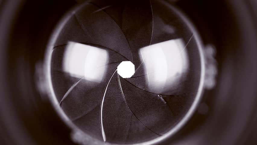 Diaphragm camera shutter blade with sound 