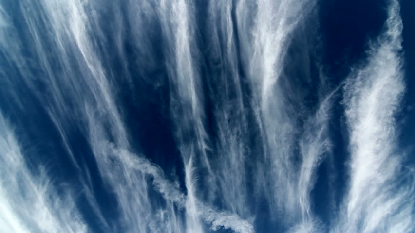 Time Lapse, Cloud streamers glide across deep, blue sky. 1080p