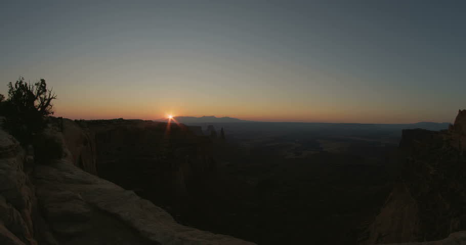 Canyonlands National Park Timelapse Sunrise on a clear morning in Moab, UT in 4K