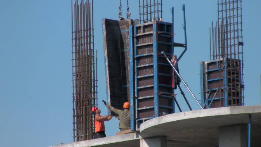 Working establish forms for concrete