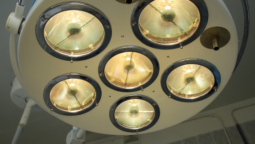 Medical ceiling lamp in operating room