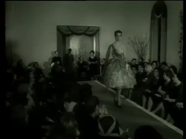 Fashion Parade in Italy circa 1958-MGM PICTURES, UNIVERSAL-INTERNATIONAL NEWSREEL, USA, filmed in 1958