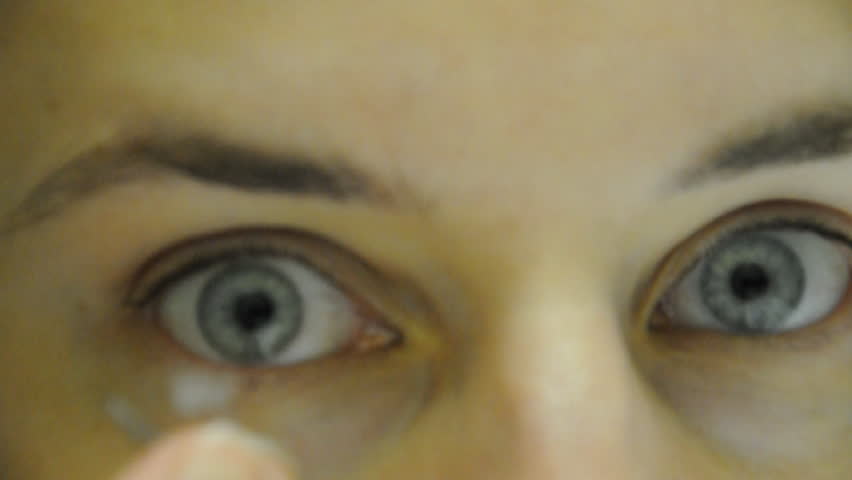 Applying contacts.