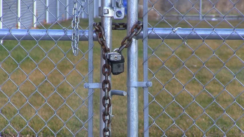 Prison fence metal lock with chain