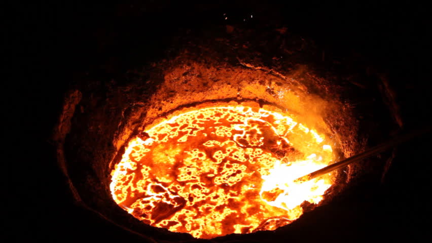 Liquid metal in the factory, foundry, smelting iron and processing