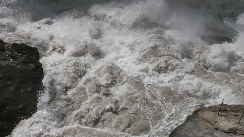 Tiger Leaping Gorge in Lijiang, Yunnan Province, China. 