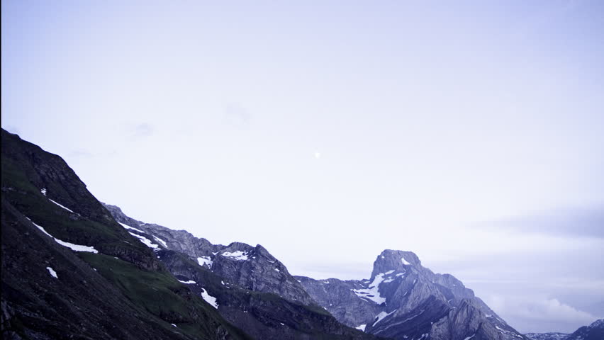 moonrise in the mountains (time-lapse)