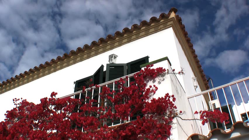 Villa in the sun, Time lapse