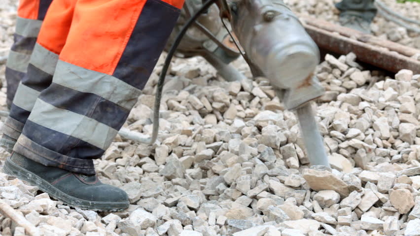 Tie tamping