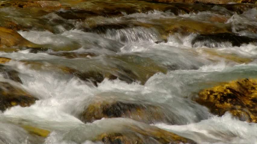 Header of overfall