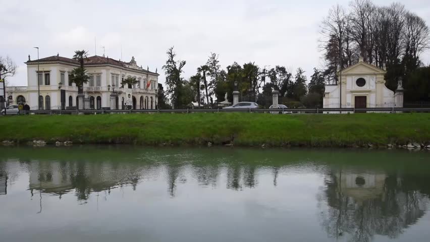 Header of nobility