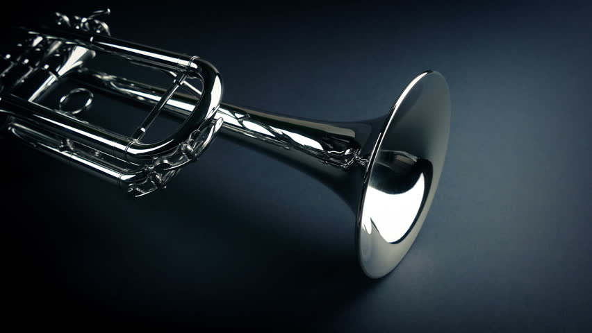 Футаж трубы трубят. Дым от пожара. Музыкальная школа духовые инструменты. Трубы духового оркестра. Трубы обои.