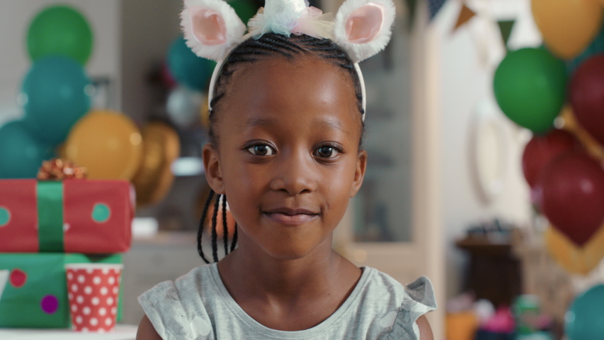 Portrait Little African American Girl Stockvideos Filmmaterial