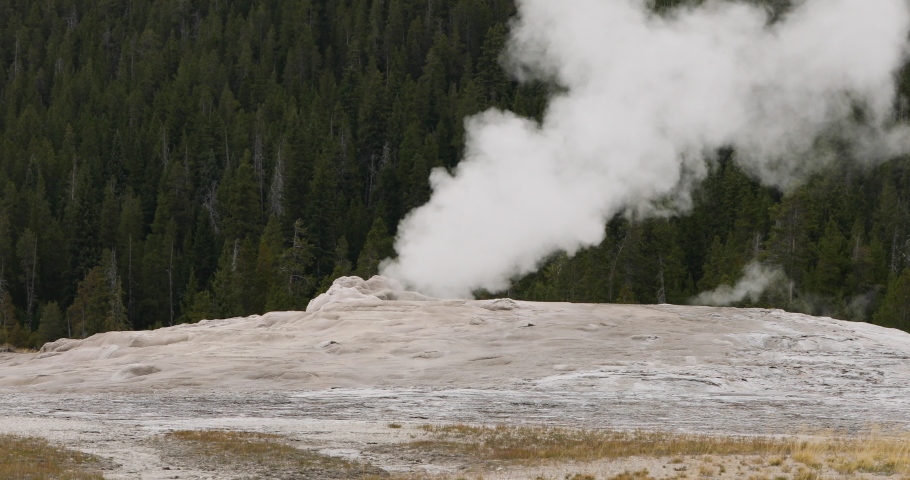 Thermal Features in Yellowstone National Park, Wyoming image - Free ...