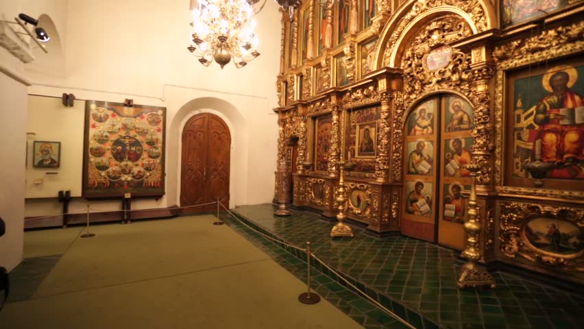 Header of chrism