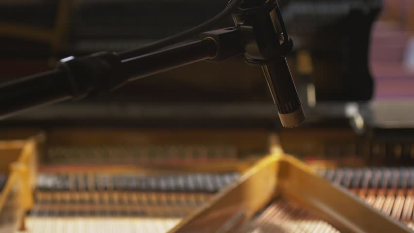 Watch Grand Piano HD 1080P