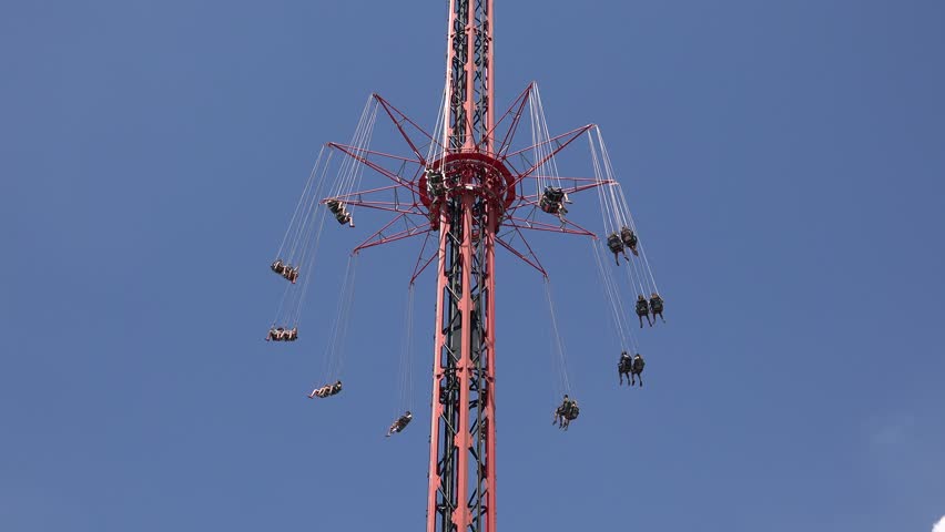 Chair Swing Amusement Park Ride Stock Footage Video 100 Royalty Free 17691211 Shutterstock