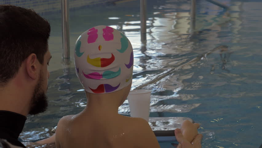 Header of locomotor