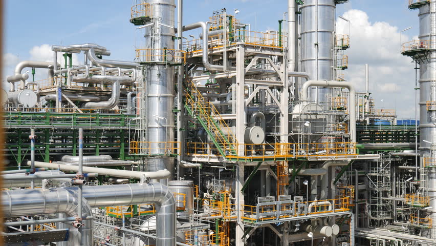 Oil Refinery Plant , Pipeline Structure And Machinery In Process Area ...