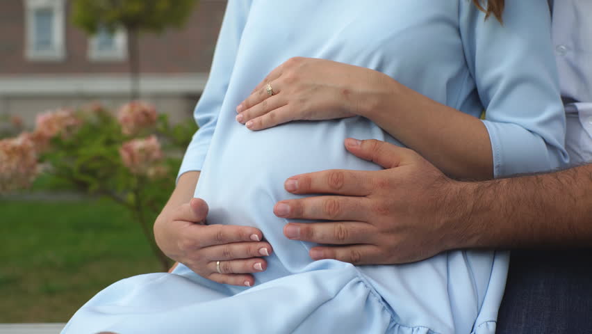 Cara Mempersiapkan Suami untuk Kelahiran Bayi