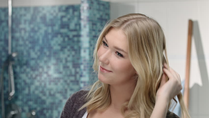 4k00 10young Caucasian Woman Checking Out New Hairstyles
