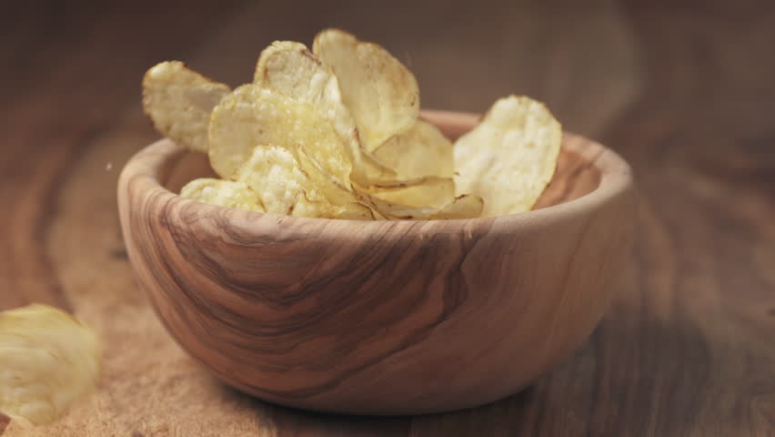 bowl-of-potato-chips-image-free-stock-photo-public-domain-photo