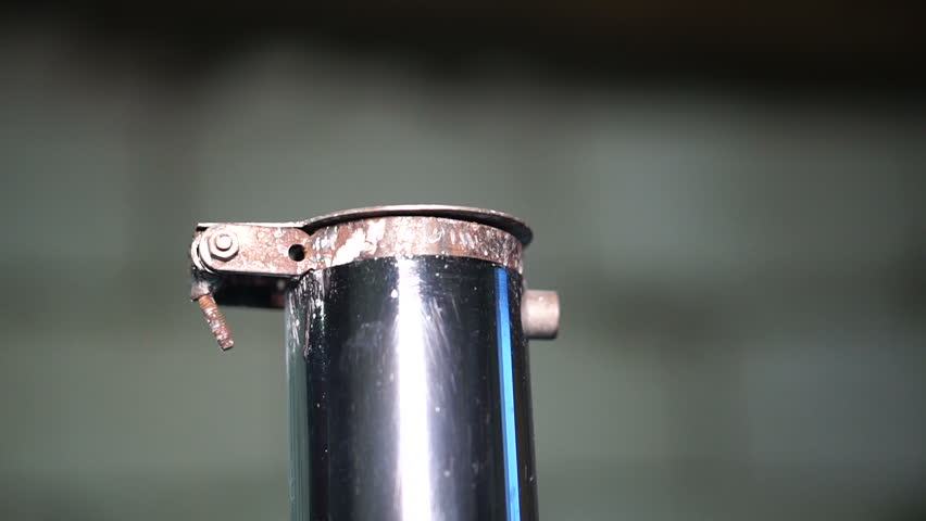Header of muffler