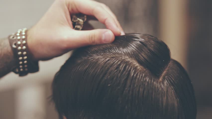 Hairdresser Using Hair Clippers Barber Stockvideos Filmmaterial