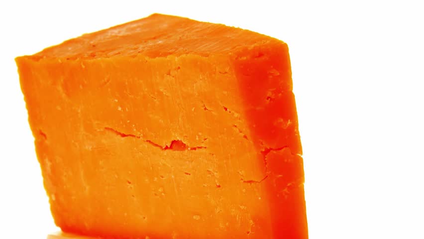 Сыр мимолет мильбенкэзе. Сыр чеддер михайловский. Сыр мимолет. Оранжевый сыр. Сыр оранжевого цвета.