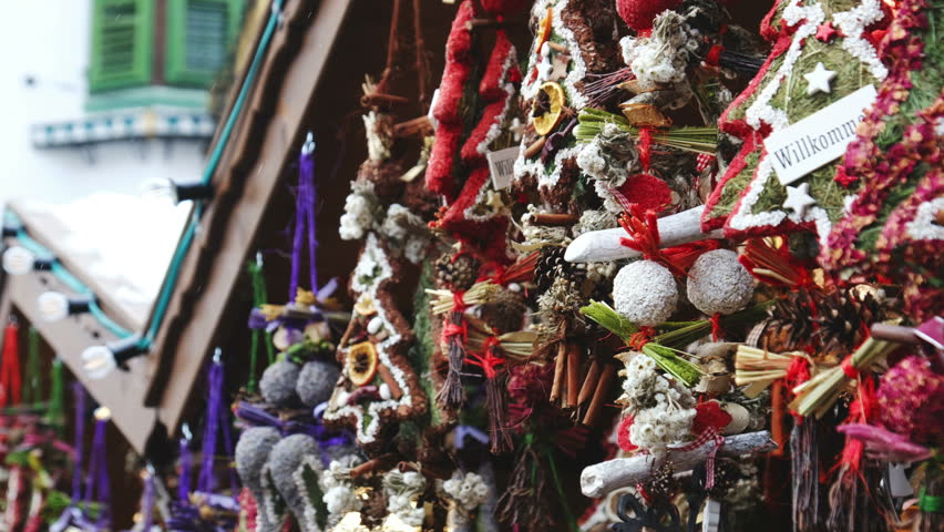 christmas-wreath-door-decoration-image-free-stock-photo-public