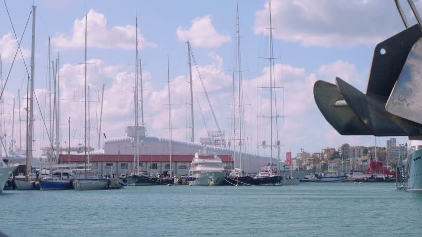 Header of gantry