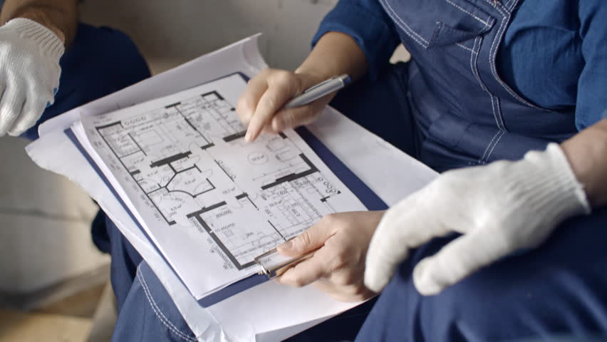 Header of forewoman
