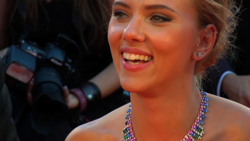 Scarlett Johansson New Movie Under The Skin Artist And World Artist News