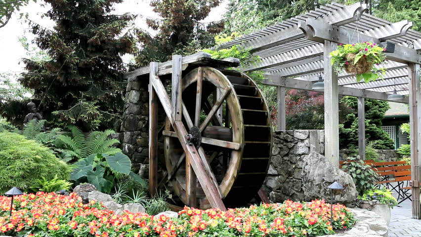 Water Wheel In Butchart Garden Stock, Garden Water Wheel