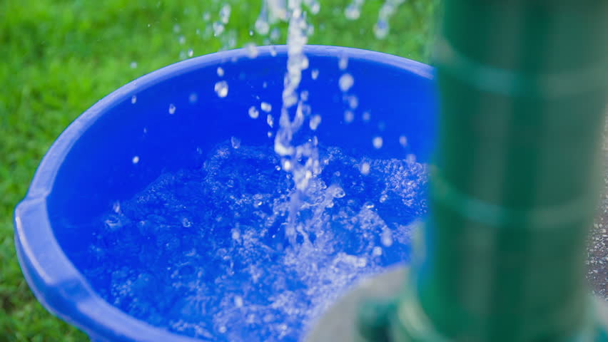 Fill up water. Бакет лист вода. Filled with Water. Fill a Bucket with Water ին ցառ. Water in a Bowl.